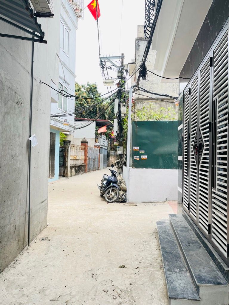 Bán nhà Thuý Lĩnh - diện tích 35m2 5 tầng - Lô góc 2 thoáng - giá 7,8 tỷ