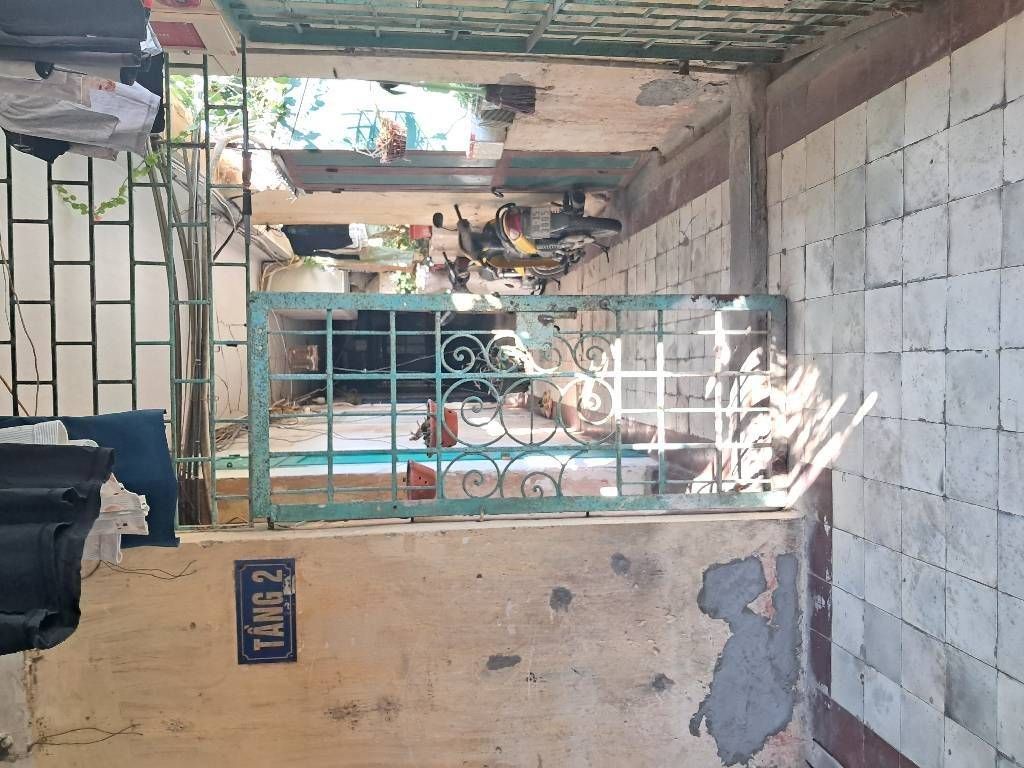 Bán nhà Lê Gia Đỉnh - diện tích 23,2m2 2 tầng - Căn hộ tầng 2 hiếm có - giá 1,25 tỷ