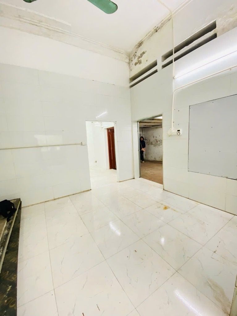 Bán nhà Bạch Mai - diện tích 84m2 2 tầng - Mặt tiền khủng - giá 14,35 tỷ