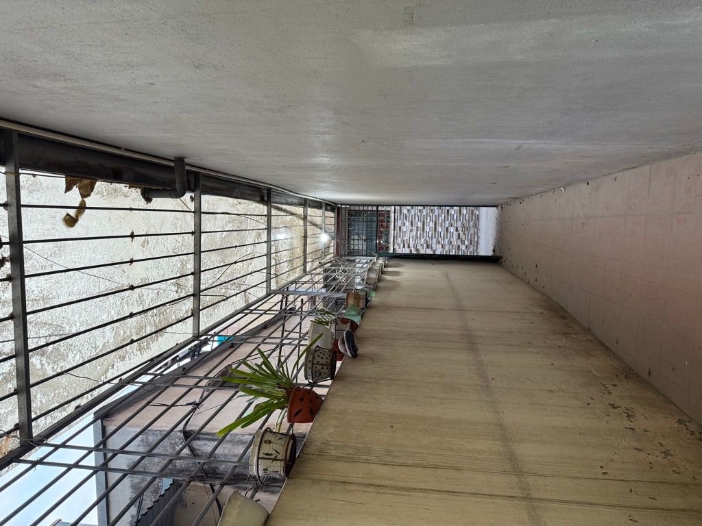 Bán nhà Trương Định - diện tích 42m2 5 tầng - Vị trí cực đẹp - giá 8 tỷ