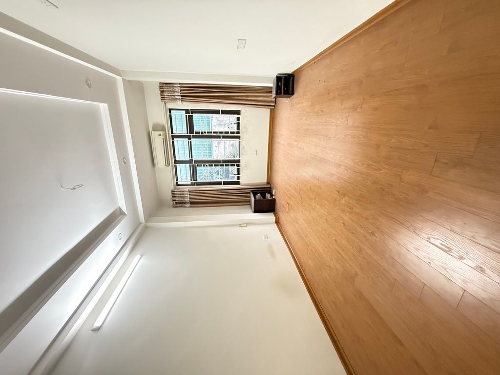 Bán nhà Trương Định - diện tích 42m2 5 tầng - Vị trí cực đẹp - giá 8 tỷ