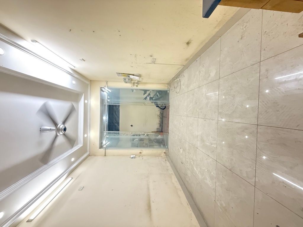 Bán nhà Trương Định - diện tích 42m2 5 tầng - Vị trí cực đẹp - giá 8 tỷ