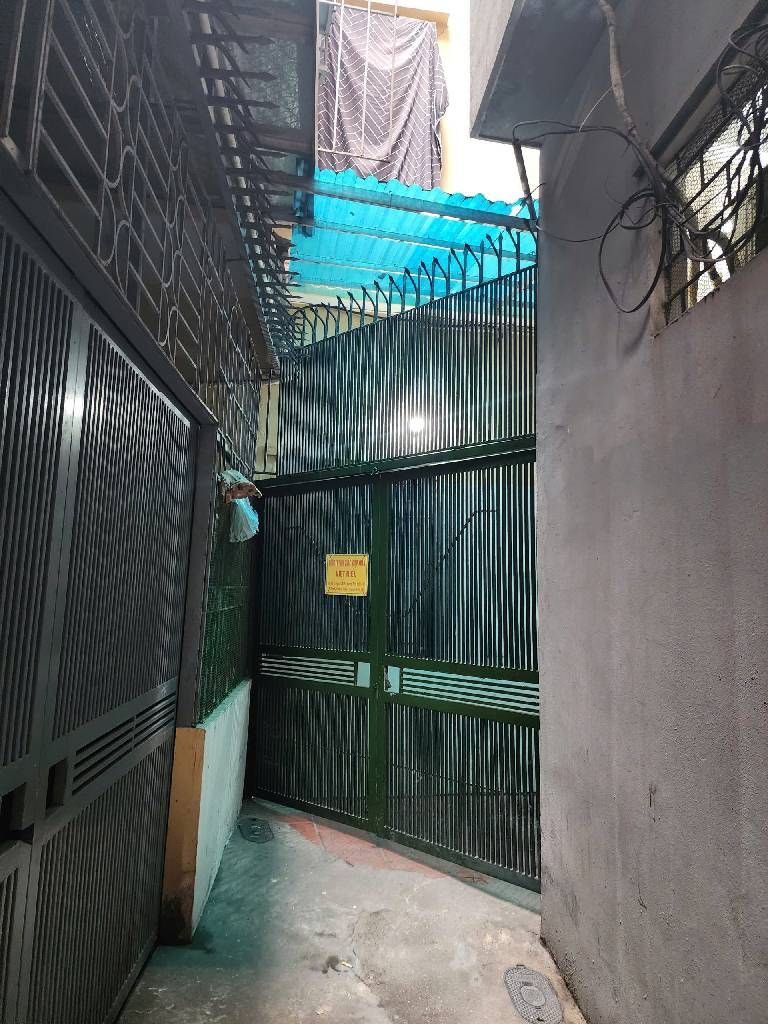 Bán nhà Trần Khát Chân - diện tích 62m2 4 tầng - Nhà vị trí, nhà cách ô tô chỉ 80m - giá 12 tỷ