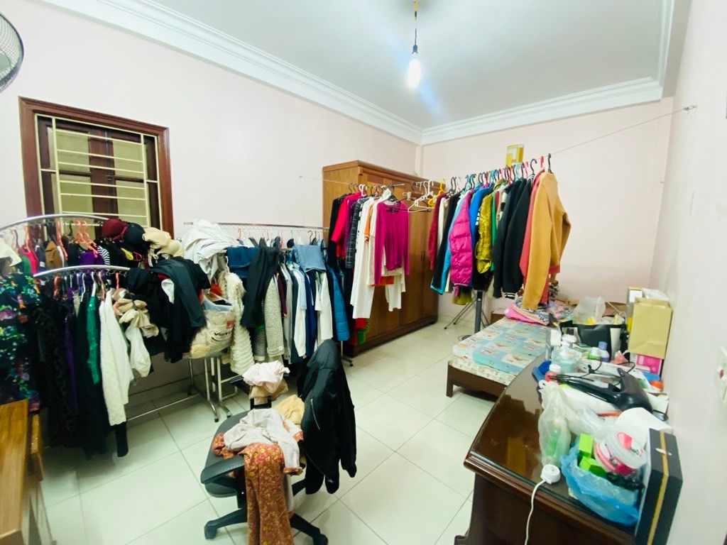 Bán nhà Hoàng Mai - diện tích 57.4m2 5 tầng - Ngõ thông - giá 15,5 tỷ