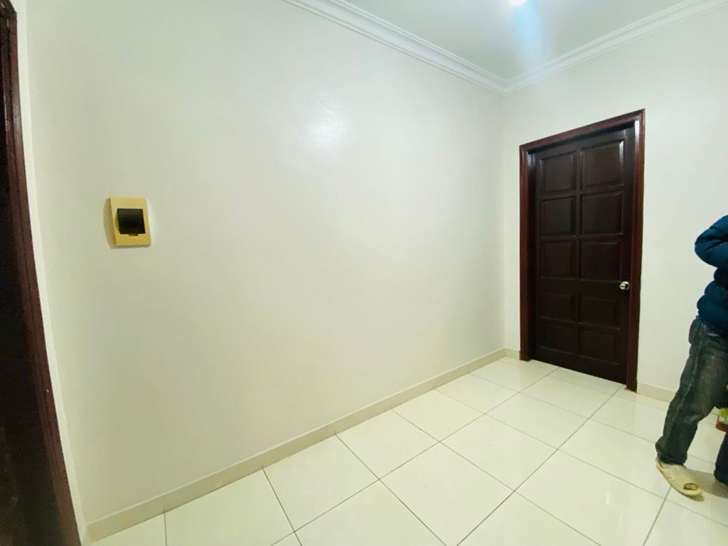 Bán nhà Hoàng Mai - diện tích 57.4m2 5 tầng - Ngõ thông - giá 15,5 tỷ