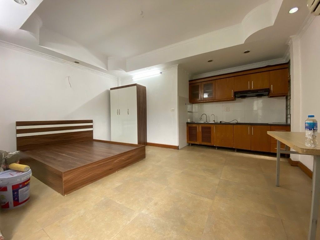 Bán nhà Lò Đúc - diện tích 44m2 6 tầng - gần TTTM, chợ - giá 11,9 tỷ