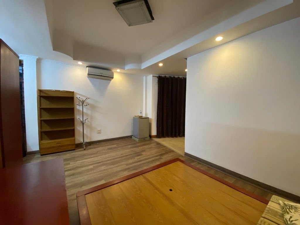 Bán nhà Lò Đúc - diện tích 44m2 6 tầng - gần TTTM, chợ - giá 11,9 tỷ