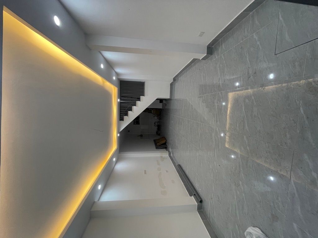 Bán nhà Định Công Hạ - diện tích 35m2 2 tầng - gần hồ - giá 2,6 tỷ