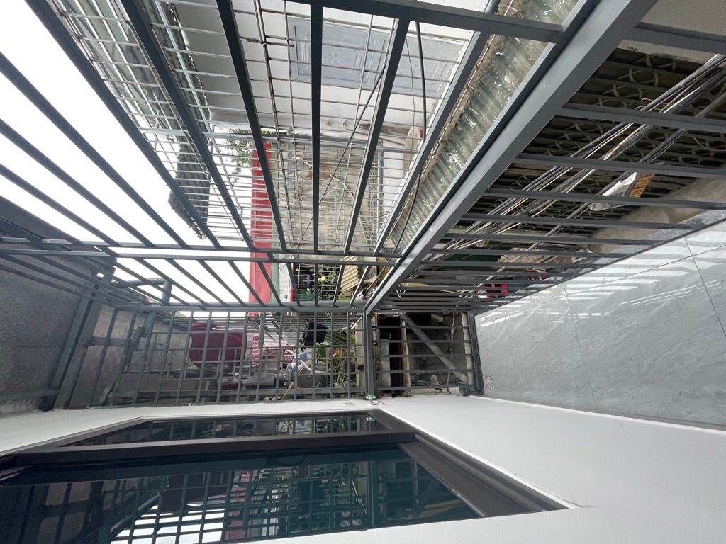 Bán nhà Định Công Hạ - diện tích 35m2 2 tầng - gần hồ - giá 2,6 tỷ