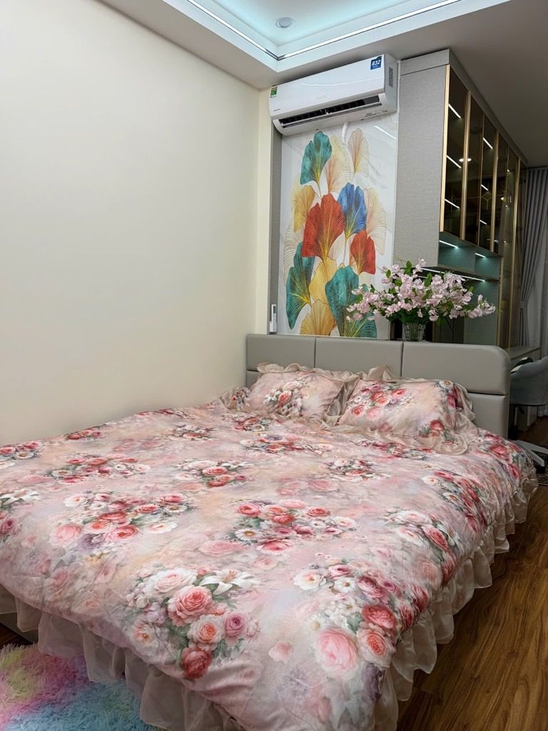 Bán nhà Minh Khai - diện tích 37m2 5 tầng - Thang máy, gần phố - giá 13,9 tỷ