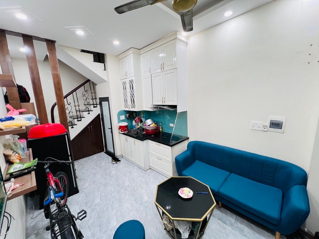 Bán nhà Chợ Khâm Thiên - diện tích 16,2m2 4 tầng - Lô góc, gần ô tô - giá 7,2 tỷ