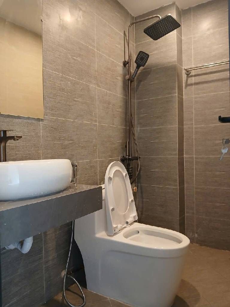 Bán nhà Định Công Hạ - diện tích 30m2 6 tầng - ô tô đỗ cửa - giá 9,8 tỷ