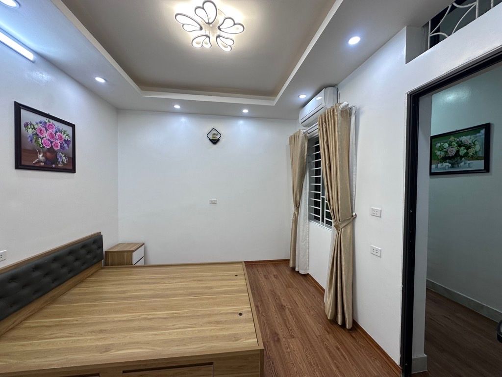 Bán nhà Trần Khát Chân - diện tích 32.3m2 4 tầng - nhà thiết kế khung cột chắc chắn - giá 7,15 tỷ