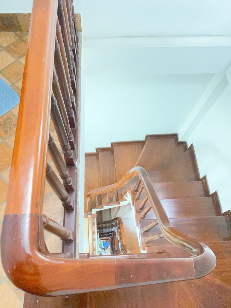 Bán nhà Lương Khánh Thiện - diện tích 36m2 6 tầng - PHÂN LÔ CÁCH MẶT PHỐ 30M - giá 9,7 tỷ