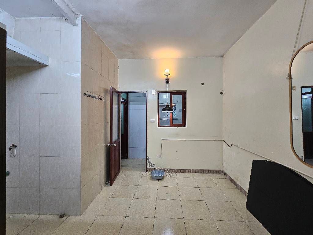 Bán nhà Kim Giang - diện tích 120m2 2 tầng - Nhà lô góc thoáng mát - giá 4,55 tỷ