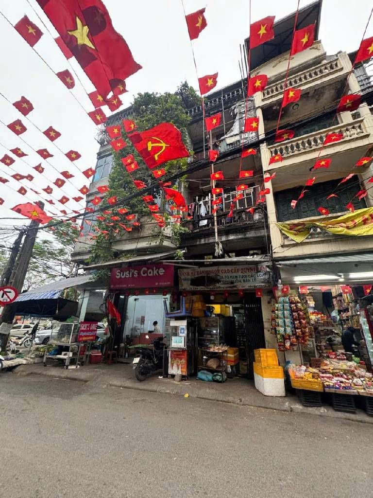 Bán nhà Văn Chương - diện tích 41,3m2 4 tầng - Mặt đường to kinh doanh - giá 18,8 tỷ