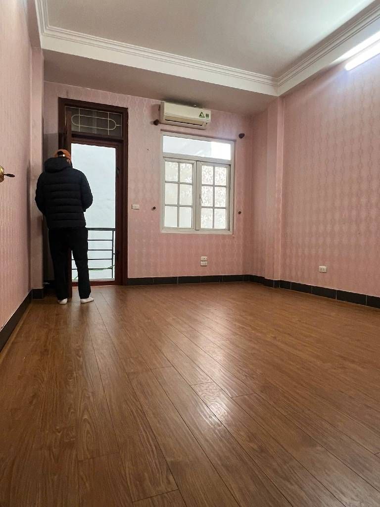 Bán nhà Lạc Trung - diện tích 59.3m2 4 tầng - SÁT Ô TÔ TRÁNH ĐỖ NGÀY ĐÊM - giá 13,5 tỷ