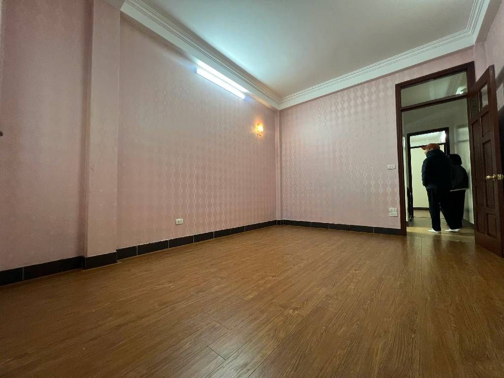 Bán nhà Lạc Trung - diện tích 59.3m2 4 tầng - SÁT Ô TÔ TRÁNH ĐỖ NGÀY ĐÊM - giá 13,5 tỷ