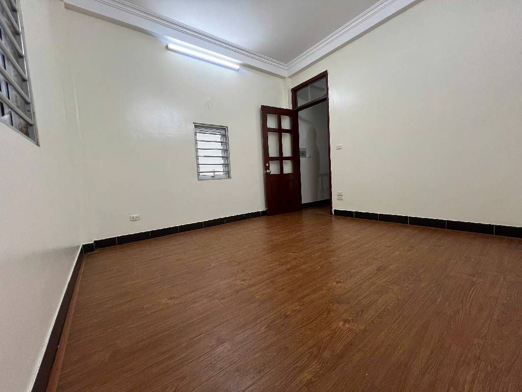 Bán nhà Lạc Trung - diện tích 59.3m2 4 tầng - SÁT Ô TÔ TRÁNH ĐỖ NGÀY ĐÊM - giá 13,5 tỷ