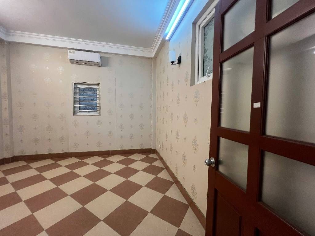 Bán nhà Lạc Trung - diện tích 59.3m2 4 tầng - SÁT Ô TÔ TRÁNH ĐỖ NGÀY ĐÊM - giá 13,5 tỷ