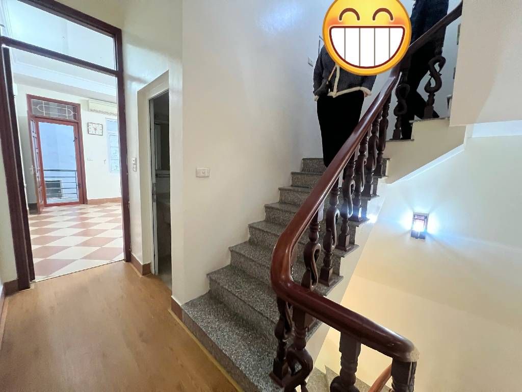 Bán nhà Lạc Trung - diện tích 59.3m2 4 tầng - SÁT Ô TÔ TRÁNH ĐỖ NGÀY ĐÊM - giá 13,5 tỷ