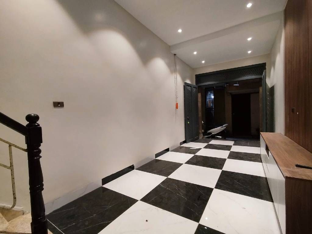 Bán nhà Tôn Đức Thắng - diện tích 28m2 6 tầng - Thang máy - giá 10,6 tỷ