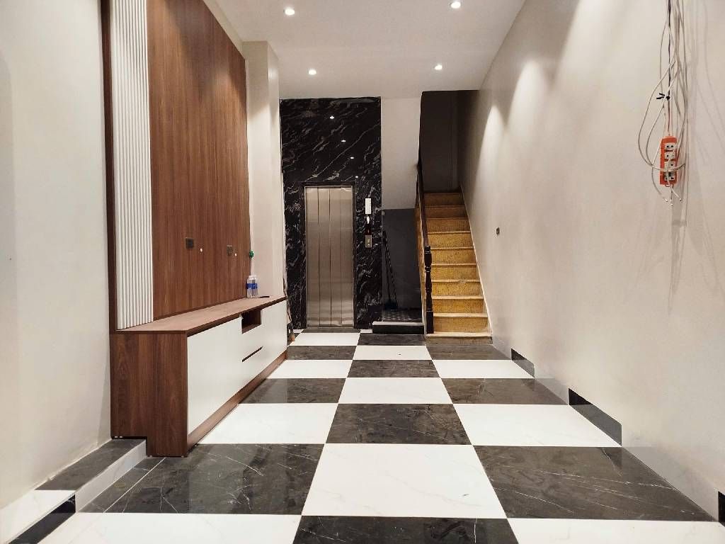 Bán nhà Tôn Đức Thắng - diện tích 28m2 6 tầng - Thang máy - giá 10,6 tỷ