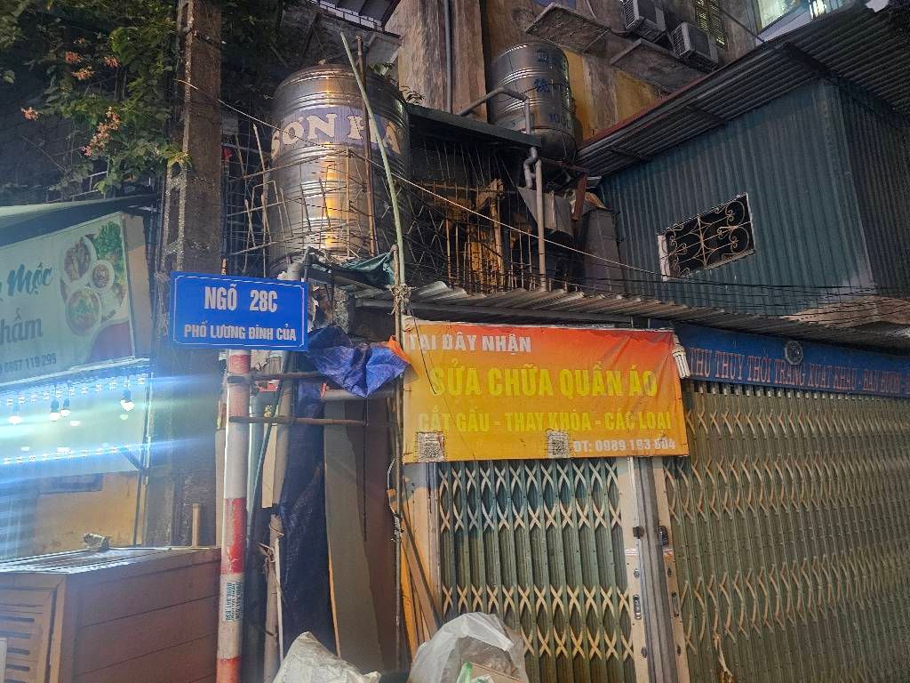 Bán nhà Phương Mai - diện tích 160m2 1 tầng - Cực hiếm căn đầu hồi 2 mặt ngõ - giá 13,5 tỷ