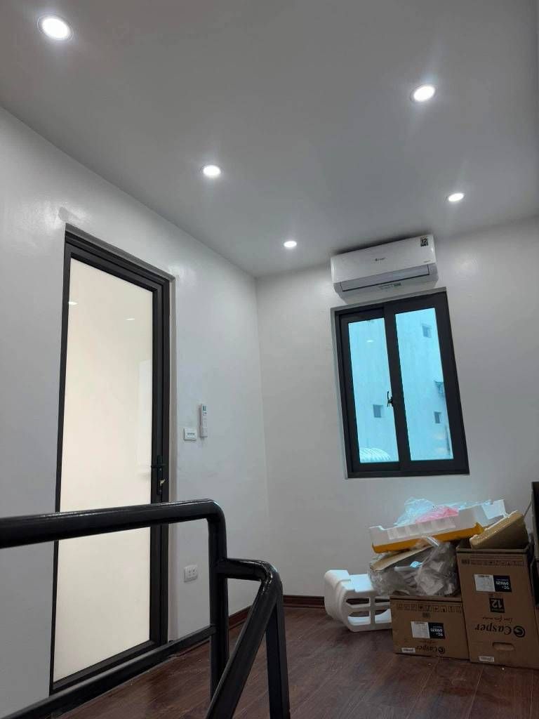 Bán nhà Văn Chương - diện tích 12m2 4 tầng - gần ô tô - giá 3,9 tỷ