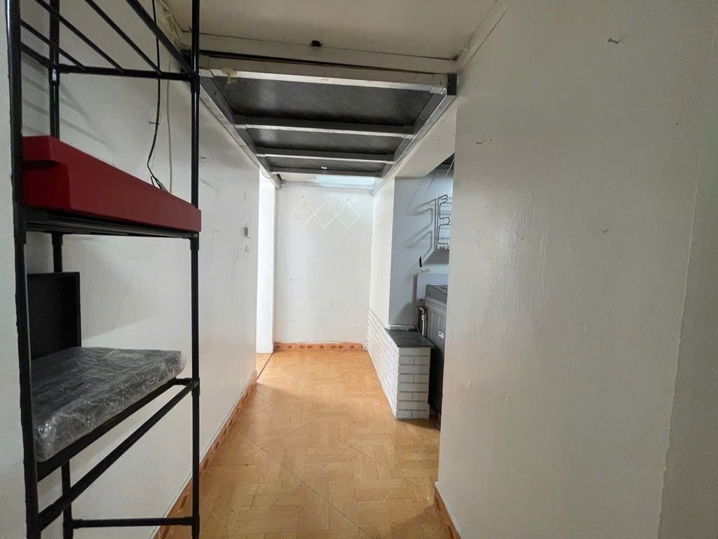 Bán nhà Khuất Duy Tiến - diện tích 33,9m2 1 tầng - Lô góc, mặt phố - giá 3,9 tỷ