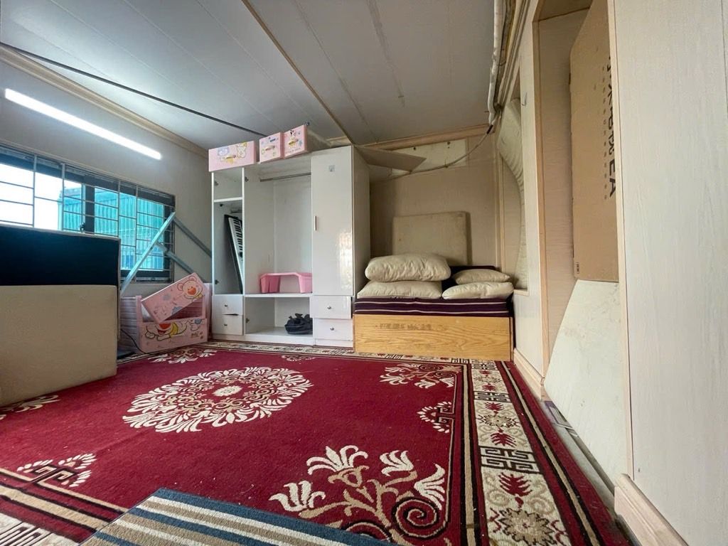 Bán nhà Khuất Duy Tiến - diện tích 33,9m2 1 tầng - Lô góc, mặt phố - giá 3,9 tỷ