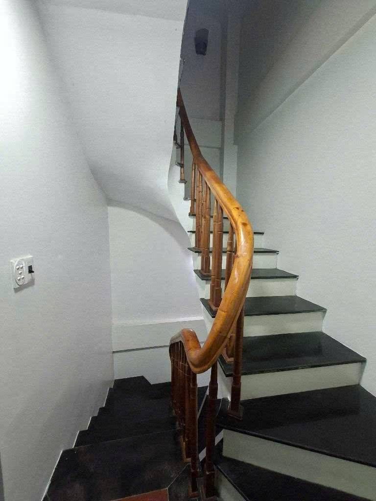 Bán nhà Tam Trinh - diện tích 34m2 5 tầng - Dân xây chắc chắn - giá 7,1 tỷ