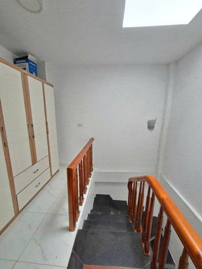 Bán nhà Tam Trinh - diện tích 34m2 5 tầng - Dân xây chắc chắn - giá 7,1 tỷ