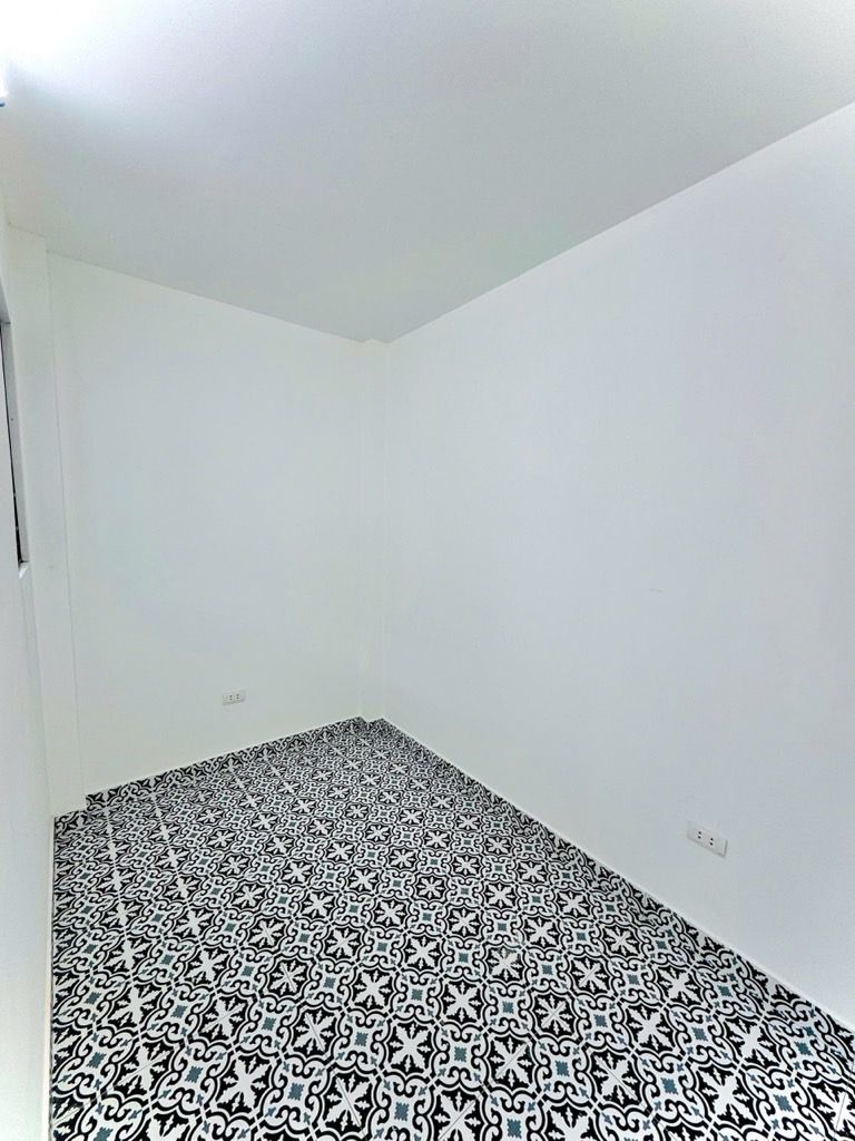 Bán nhà Kim Ngưu - diện tích 31m2 5 tầng - LÔ GÓC HAI THOÁNG - giá 11,6 tỷ