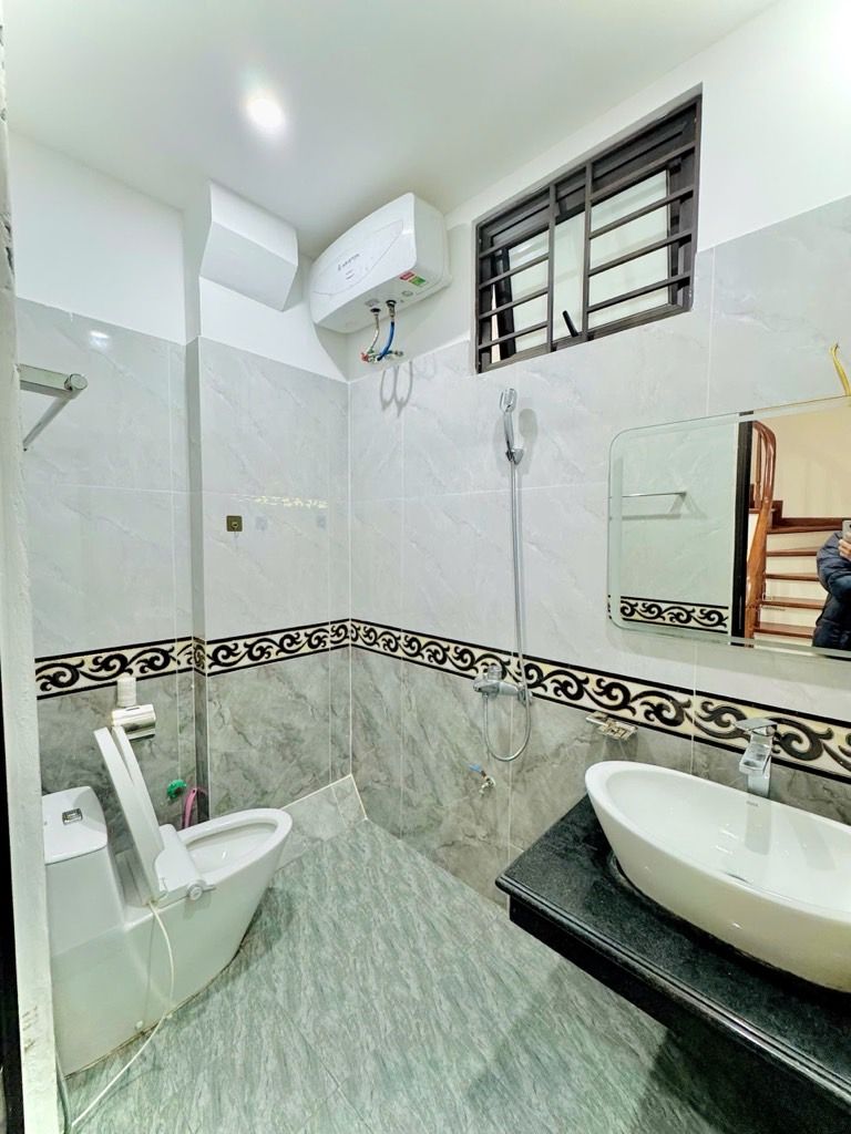 Bán nhà Kim Ngưu - diện tích 31m2 5 tầng - LÔ GÓC HAI THOÁNG - giá 11,6 tỷ