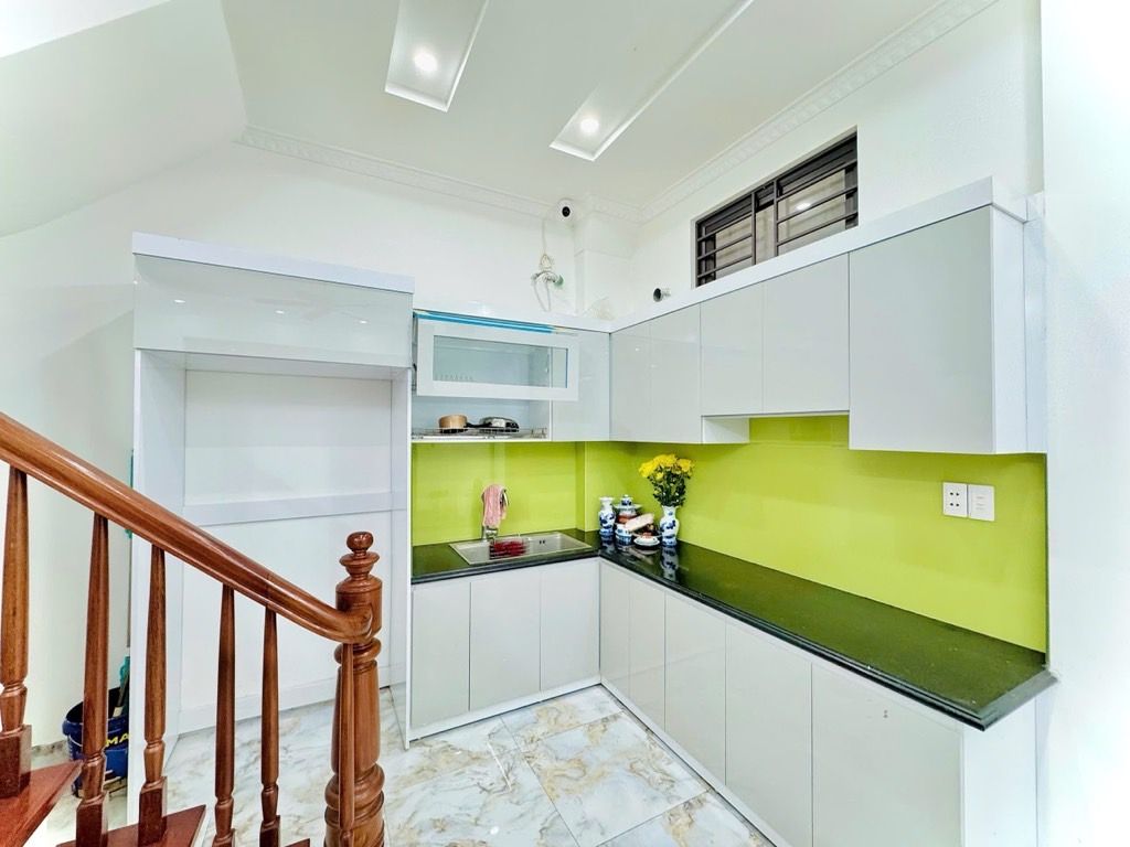 Bán nhà Kim Ngưu - diện tích 31m2 5 tầng - LÔ GÓC HAI THOÁNG - giá 11,6 tỷ