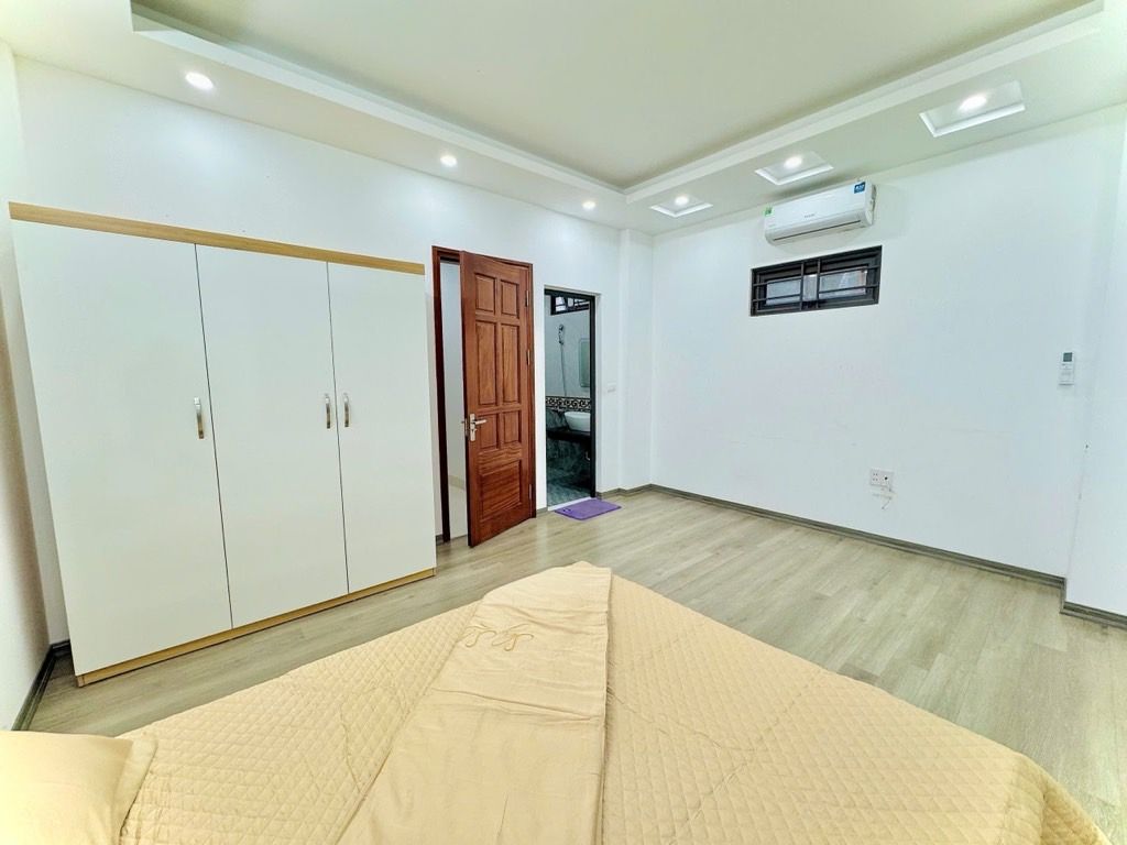 Bán nhà Kim Ngưu - diện tích 31m2 5 tầng - LÔ GÓC HAI THOÁNG - giá 11,6 tỷ