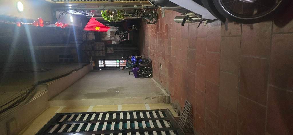 Bán nhà Vĩnh Hưng - diện tích 30m2 6 tầng - Ngõ to sáng thoáng - giá 8,5 tỷ