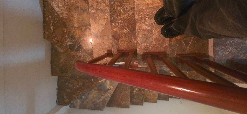 Bán nhà Vĩnh Hưng - diện tích 30m2 6 tầng - Ngõ to sáng thoáng - giá 8,5 tỷ