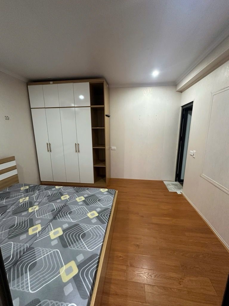 Bán nhà Nguyễn Trãi - diện tích 90m2 1 tầng - Sổ đỏ chính chủ - giá 5 tỷ