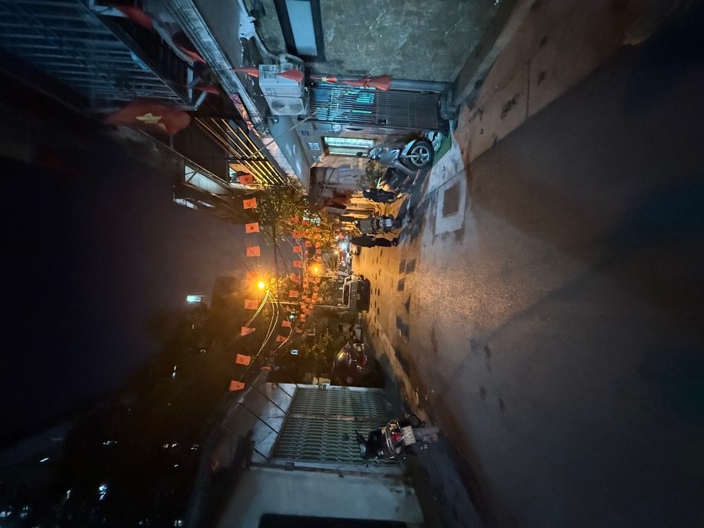 Bán nhà Hoàng Đạo Thành - diện tích 65m2 1 tầng - mặt ngõ ô tô tránh - giá 6,3 tỷ