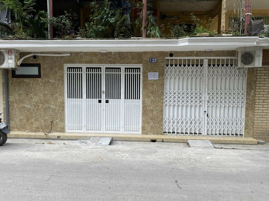 Bán nhà Hoàng Đạo Thành - diện tích 65m2 1 tầng - mặt ngõ ô tô tránh - giá 6,3 tỷ