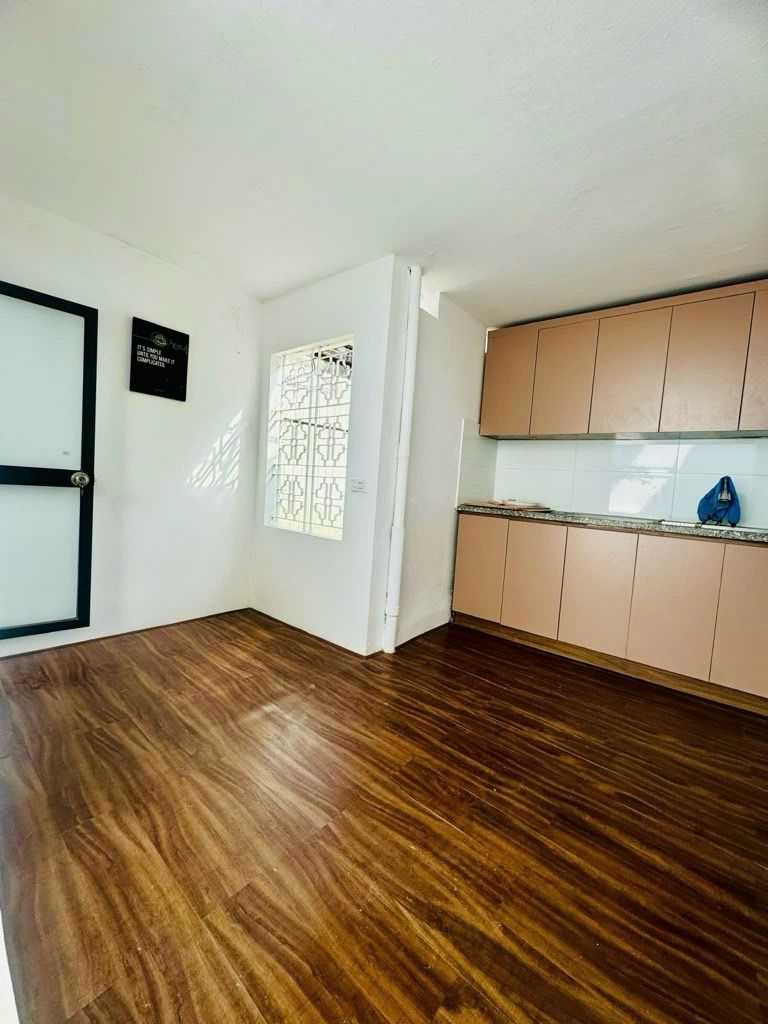 Bán nhà Khâm Thiên - diện tích 35.5m2 5 tầng - Nhà đẹp trung tâm - giá 5,3 tỷ