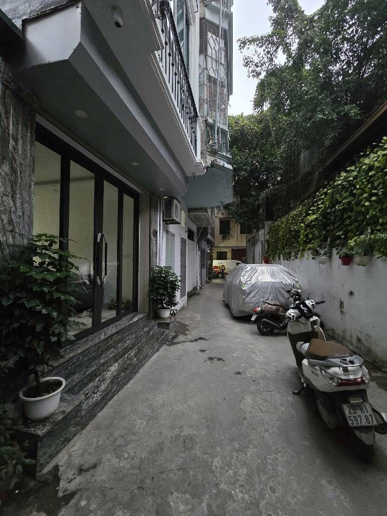 Bán nhà Hồng Mai - diện tích 43m2 6 tầng - Lô góc, ô tô tránh - giá 18,8 tỷ