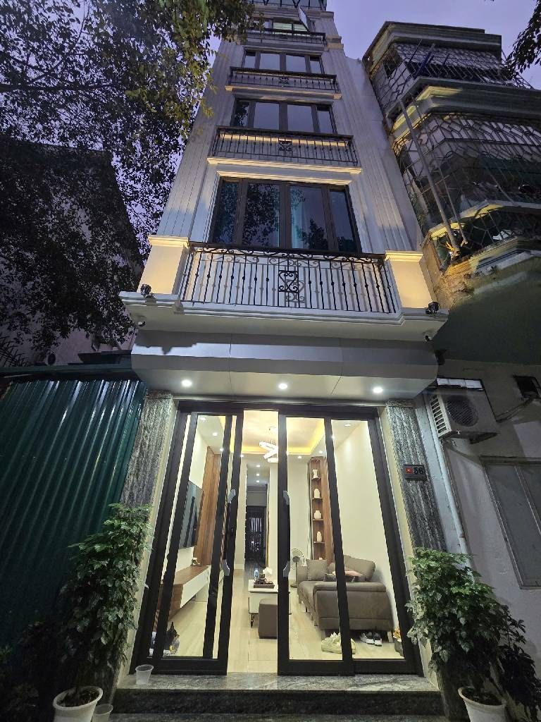 Bán nhà Hồng Mai - diện tích 43m2 6 tầng - Lô góc, ô tô tránh - giá 18,8 tỷ