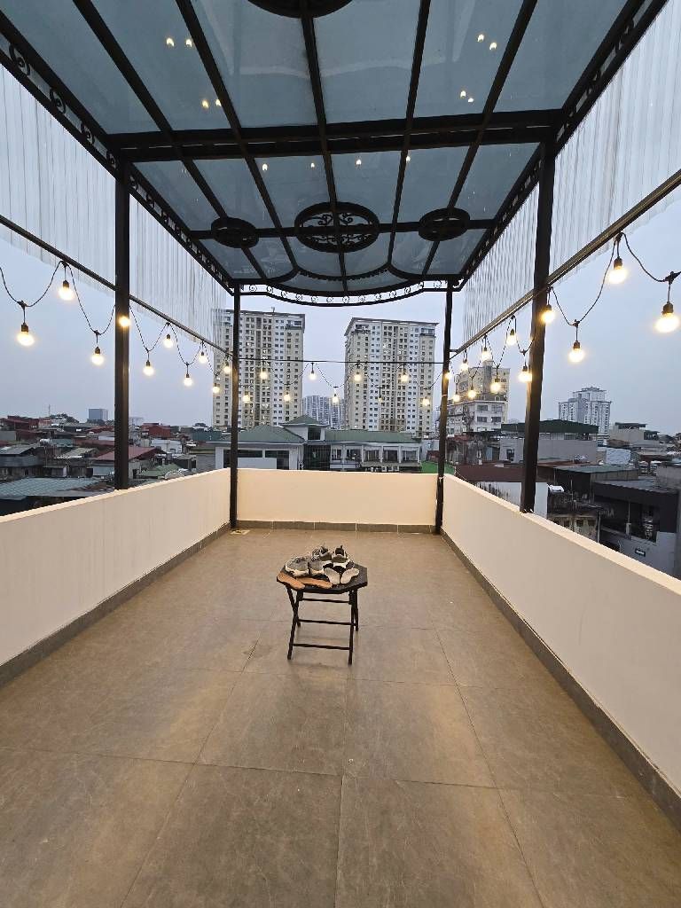 Bán nhà Hồng Mai - diện tích 43m2 6 tầng - Lô góc, ô tô tránh - giá 18,8 tỷ