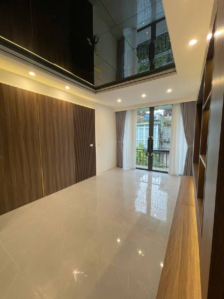 Bán nhà Kim Liên - diện tích 80m2 1 tầng - Nhà đẹp, trung tâm Đống Đa - giá 5,4 tỷ