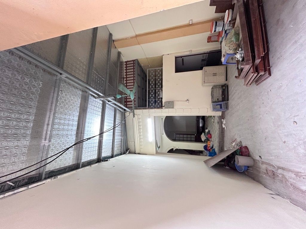 Bán nhà Giáp Nhị - diện tích 75m2 3 tầng - Ngõ to ô tô vào đất - giá 14,6 tỷ