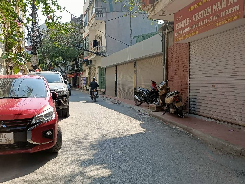 Bán nhà Mai Động - diện tích 92m2 1 tầng - Ô TÔ TRÁNH - giá 14,5 tỷ