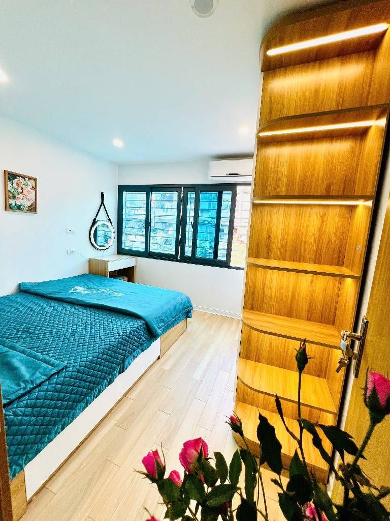 Bán nhà Thái Thịnh - diện tích 65m2 4 tầng - nhà đẹp hiện đại đầy đủ nội thất - giá 3,8 tỷ